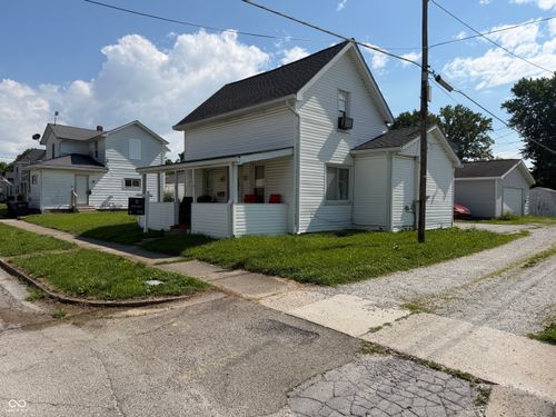 317 N 18th St, Elwood, IN, 46036-1762 | Card Image