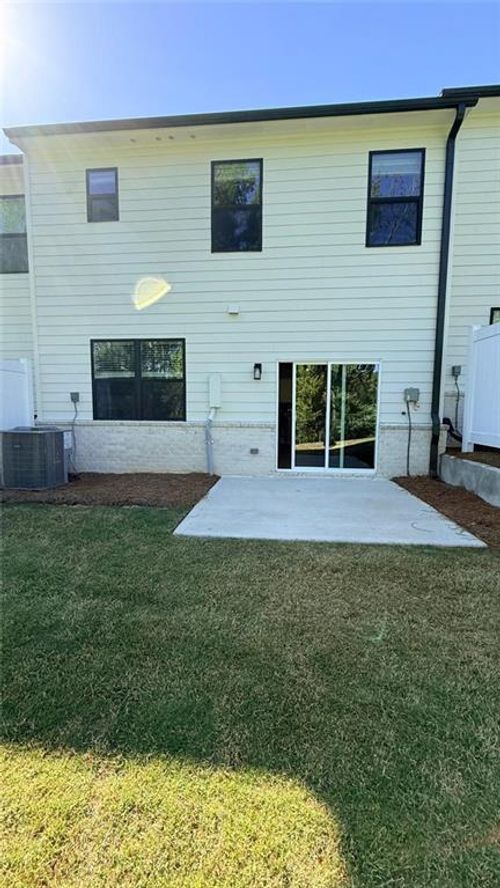 1030 Sutherland Ln, Lawrenceville, GA, 30043-7702 | Card Image