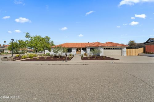 4330 Burlington Dr, Santa Maria, CA, 93455 | Card Image