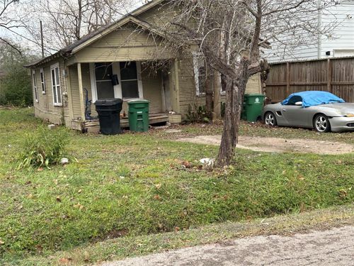 4917 Higgins St, Houston, TX, 77033-4113 | Card Image