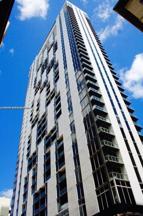2104-151 1st St, Miami, FL, 33131-1447 | Card Image