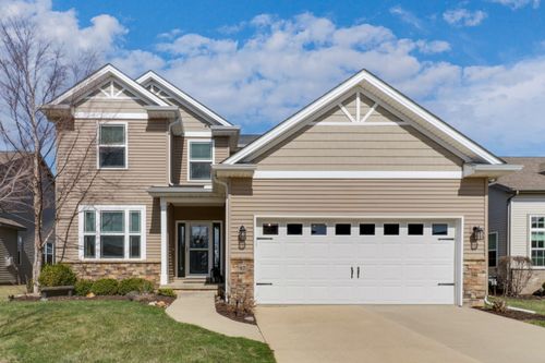 67 Dry Sage Cir, Bloomington, IL, 61705-9204 | Card Image