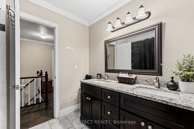 1158 Weller St, House other with 6 bedrooms, 2 bathrooms and 4 parking in Peterborough ON | Image 20