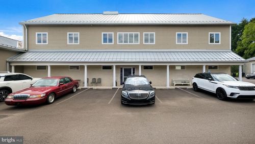 2-74 Spring Lake Dr, DOYLESTOWN, PA, 18901-5173 | Card Image