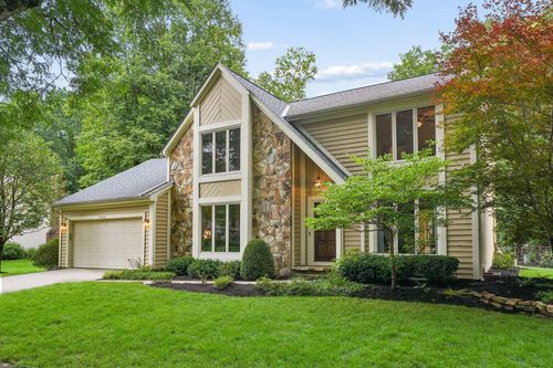 6732 Heathview St, Worthington, OH, 43085-2953 | Card Image