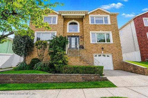 41 Geldner Ave, Staten Island, NY, 10306-1332 | Card Image