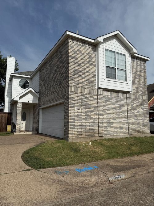 3826 Brandon Park Dr, Garland, TX, 75044-6451 | Card Image