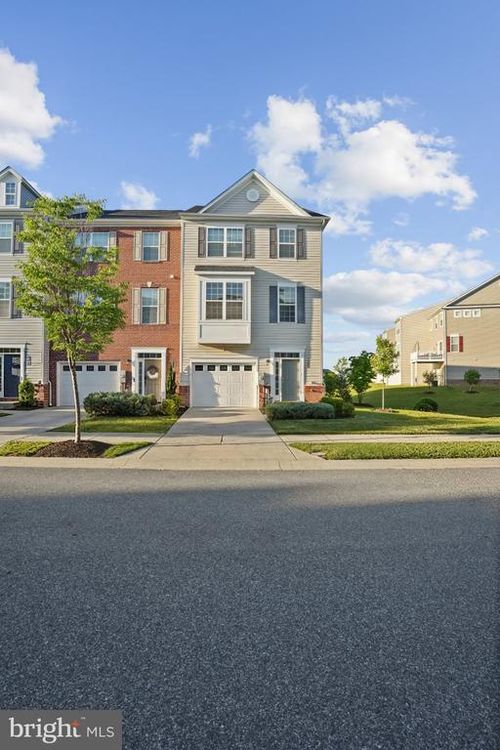9616 Eaves Dr, OWINGS MILLS, MD, 21117-5918 | Card Image