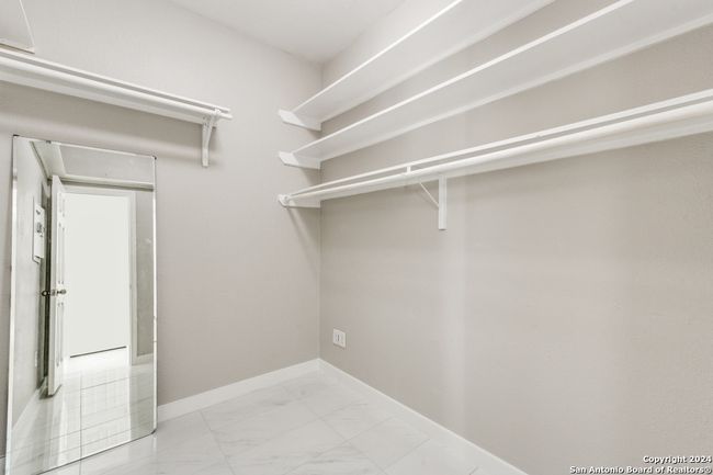 406 Primavera Loop, House other with 4 bedrooms, 4 bathrooms and null parking in Kyle TX | Image 32