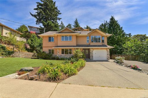 585 Hansen Ave, Langford, BC, V9B5V2 | Card Image
