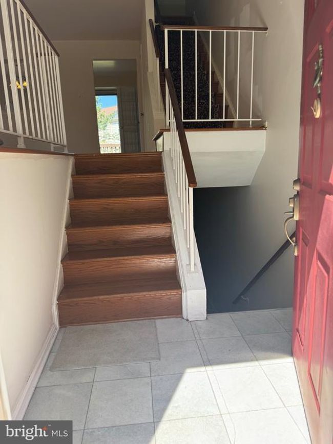 10424 Bermuda Ln, Townhouse with 3 bedrooms, 3 bathrooms and null parking in MANASSAS VA | Image 6