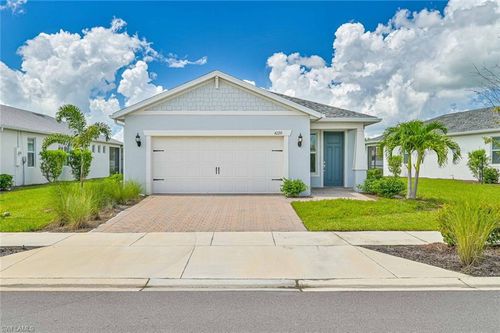 42218 Edgewater Dr, Punta Gorda, FL, 33982 | Card Image