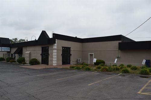 2751 N Us Highway 31 S, Traverse City, MI, 49684-4641 | Card Image