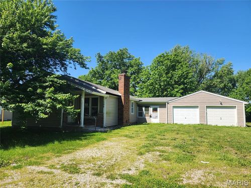 105 S Hill Street, Sorento, IL, 62086 | Card Image