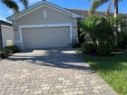 4351 Bluegrass Dr, FORT MYERS, FL, 33916-8169 | Card Image