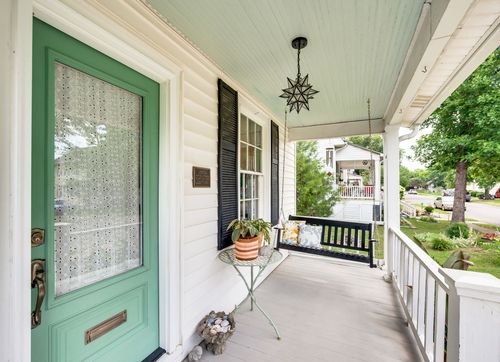 810 Lawrence St, Old Hickory, TN, 37138-3127 | Card Image