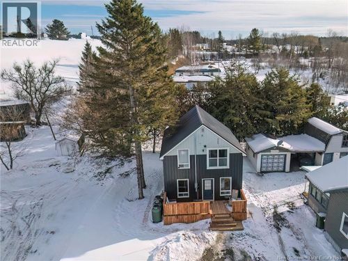 424 Tobique St, Plaster Rock, NB, E7G3Z7 | Card Image