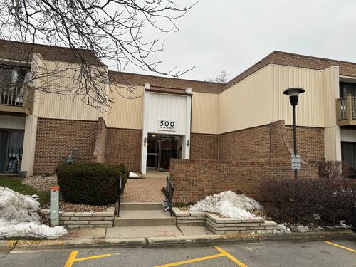 apt-102-500 74th St, Downers Grove, IL, 60516-4127 | Card Image
