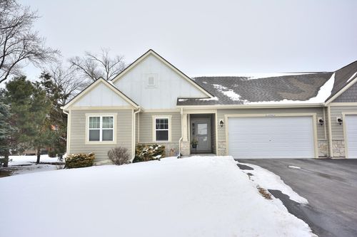 W144N4834 Stone Dr, Menomonee Falls, WI, 53051 | Card Image