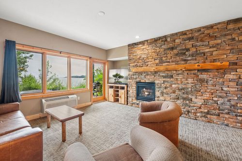 5-102-1412 Burlington Road, Two Harbors, MN, 55616 | Card Image