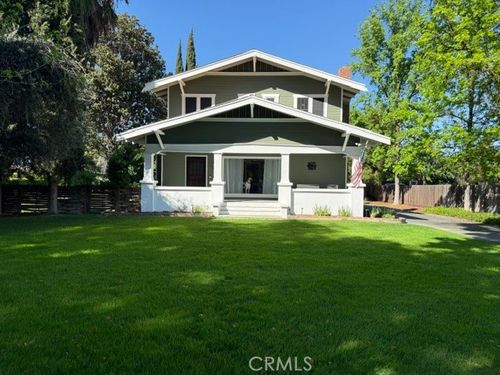 2071 E North Bear Creek Dr, Merced, CA, 95340-2626 | Card Image