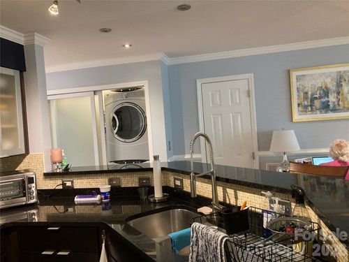 unit-2f-517 N Graham St, Charlotte, NC, 28202-1496 | Card Image