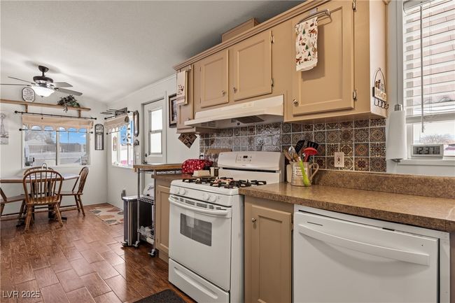 2474 Yamashita St, House other with 3 bedrooms, 2 bathrooms and null parking in Logandale NV | Image 15