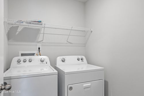 48-518 Sandy Hollow Dr, Jacksonville, NC, 28540-6400 | Card Image