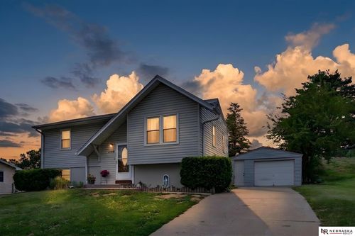2106 Georgia Ave, Bellevue, NE, 68005-4523 | Card Image