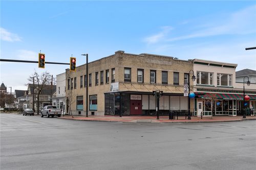 202 S Main St, Newark, NY, 14513-1421 | Card Image