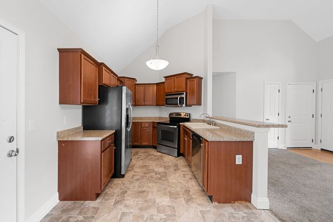 1383 Whitt Ln, House other with 3 bedrooms, 2 bathrooms and 4 parking in Clarksville TN | Image 9