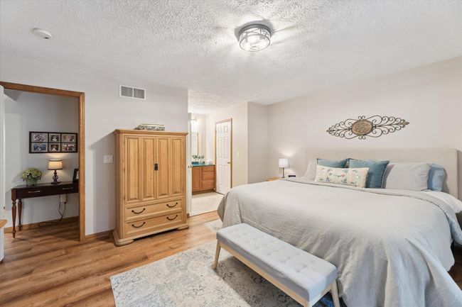 22-227-Phoenix-Ct-Plainwell-MI-49080-Win | Image 22