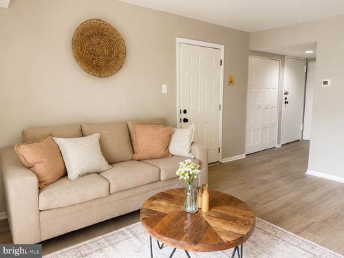 46h-8030 Ditman Street, PHILADELPHIA, PA, 19136 | Card Image