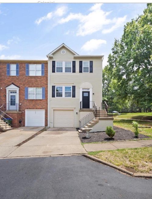 100 Rugby Rd, FREDERICKSBURG, VA, 22406-7824 | Card Image