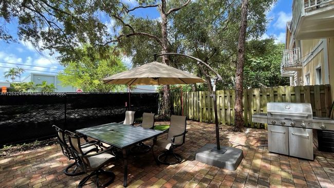 UNIT-35 - 545 Sw 18 Th Ave, Townhouse with 3 bedrooms, 3 bathrooms and null parking in Fort Lauderdale FL | Image 55