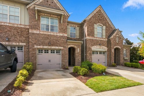 1990 Newark Ln, Thompsons Station, TN, 37179-9660 | Card Image