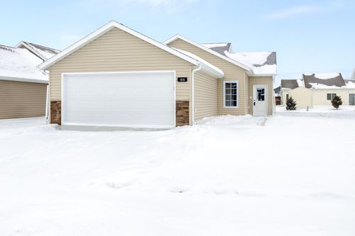 414 Westview Ln E, West Fargo, ND, 58078-7002 | Card Image