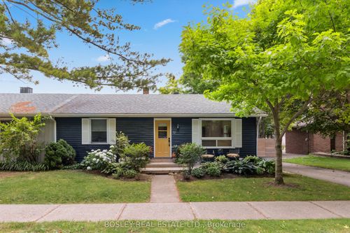 32 Louisa St W, Thornbury, ON, N0H2P0 | Card Image