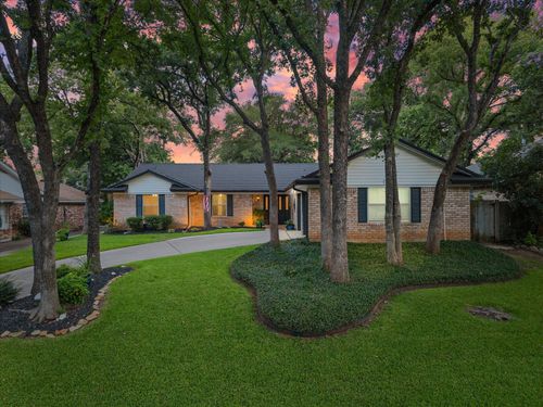 4700 Valleycrest Dr, Arlington, TX, 76013-5441 | Card Image