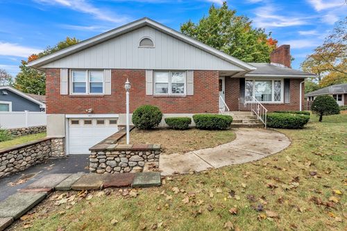 411 Franklin St, Framingham, MA, 01702-6214 | Card Image