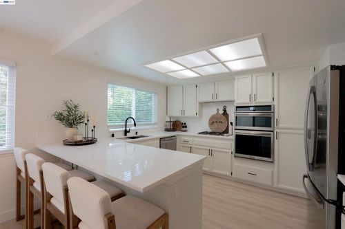 2031 Julius Ct, Walnut Creek, CA, 94598 | Card Image