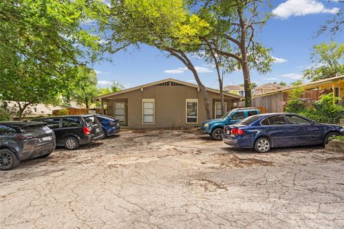 d-2809 Parker Ln, Austin, TX, 78741-5556 | Card Image