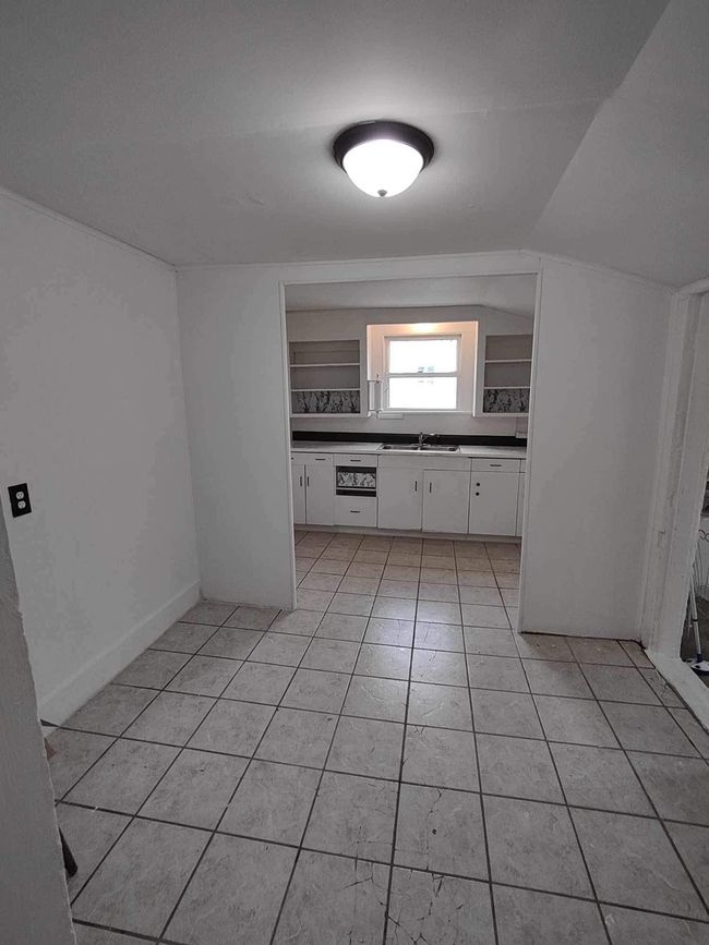 1033 Central Ave, House other with 2 bedrooms, 1 bathrooms and null parking in Columbus IN | Image 10