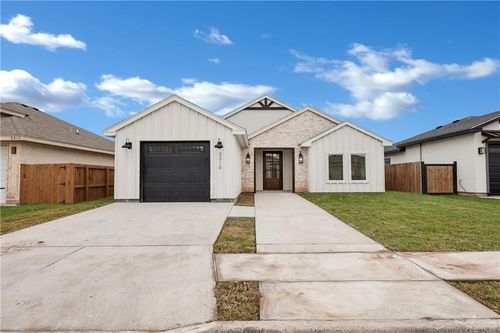 3310 Las Vistas Ln, Weslaco, TX, 78596-4442 | Card Image