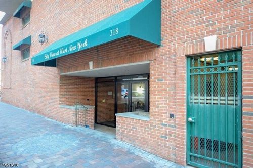 4e-318 54th St, West New York, NJ, 07093-6867 | Card Image