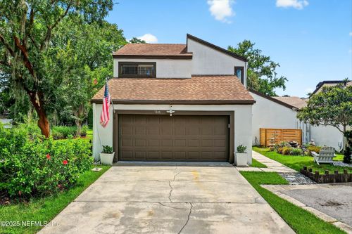 7805 Baymeadows Cir W, Jacksonville, FL, 32256-1822 | Card Image