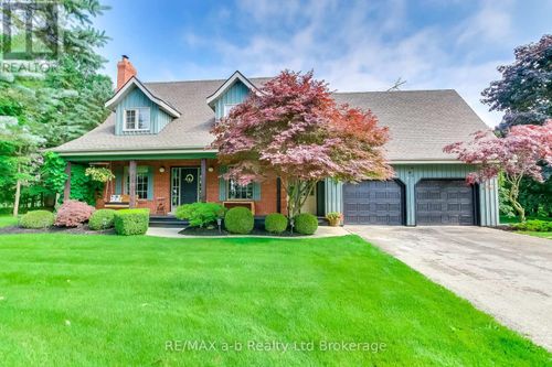 81 Windham Rd, La Salette, ON, N0E1H0 | Card Image