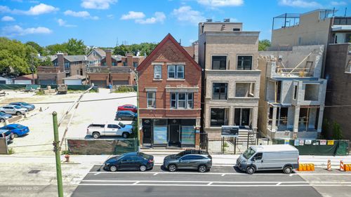 2475 N Clybourn Avenue, Chicago, IL, 60614 | Card Image
