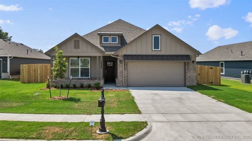 12026 E 106th Pl N, Owasso, OK, 74055-8356 | Card Image