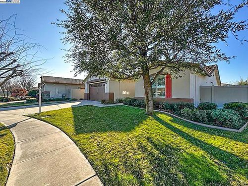 2387 Birdsong Pl, Manteca, CA, 95336-5144 | Card Image